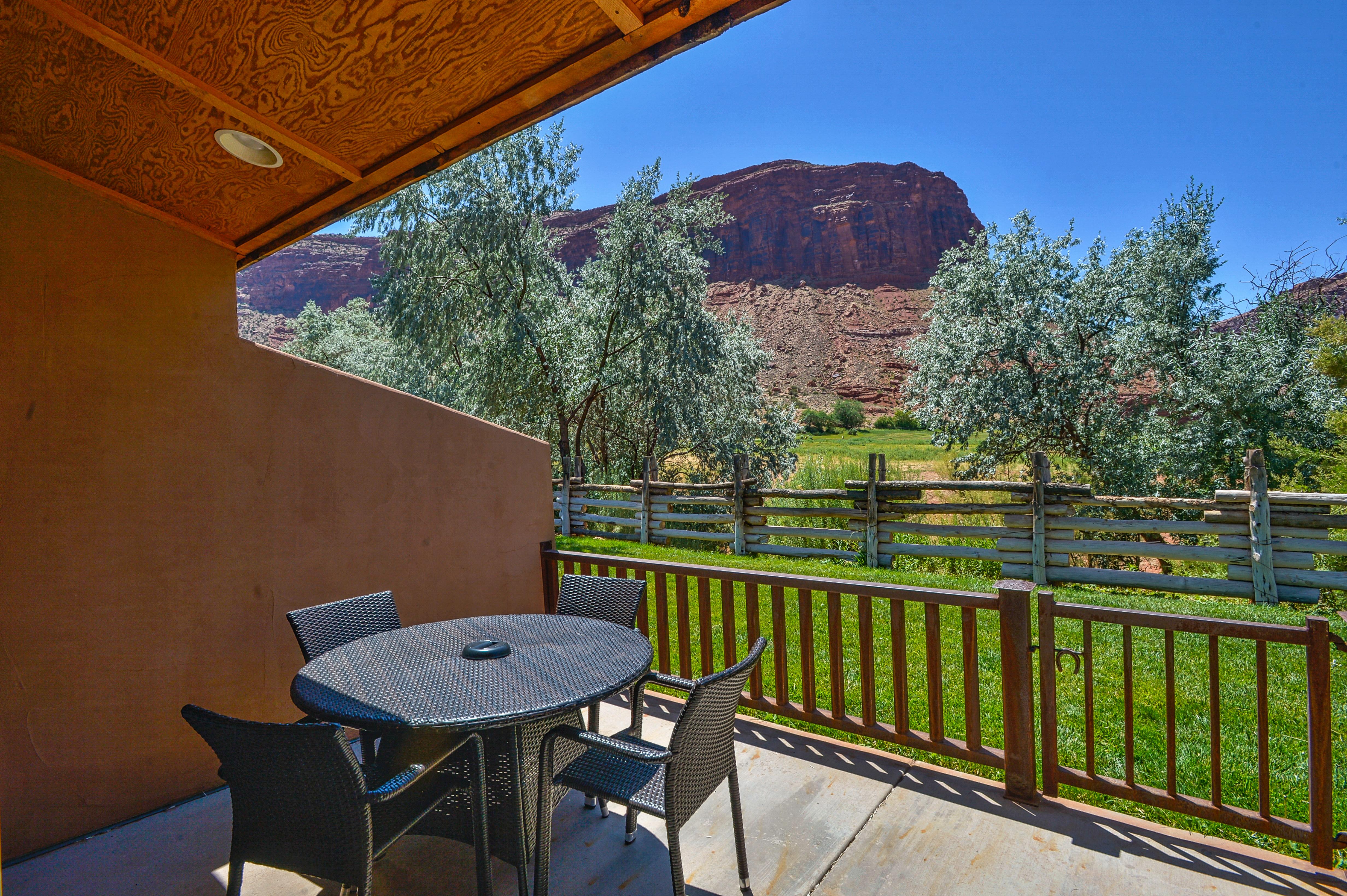 Red Cliffs * Moab