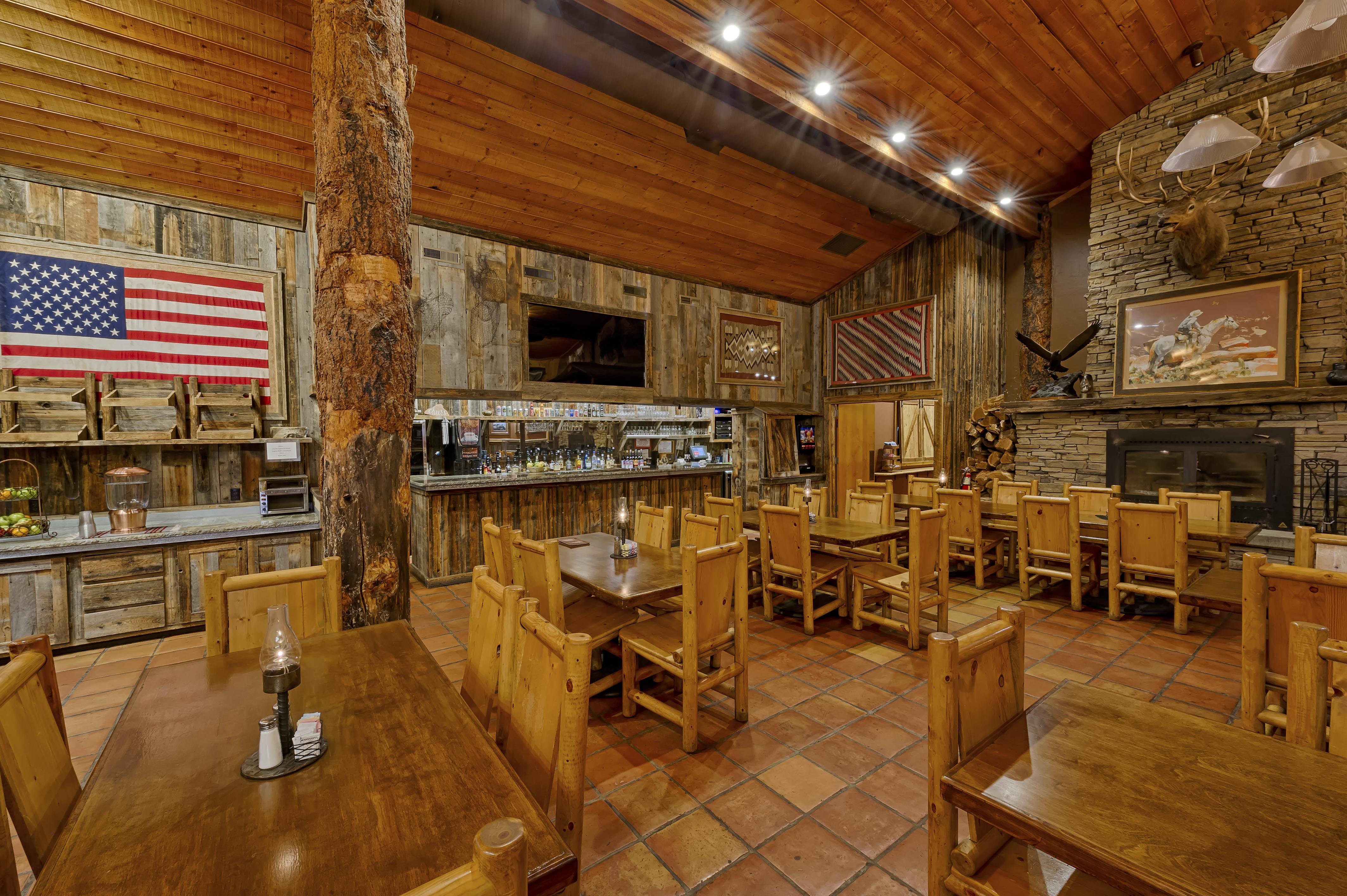 Red Cliffs Lodge