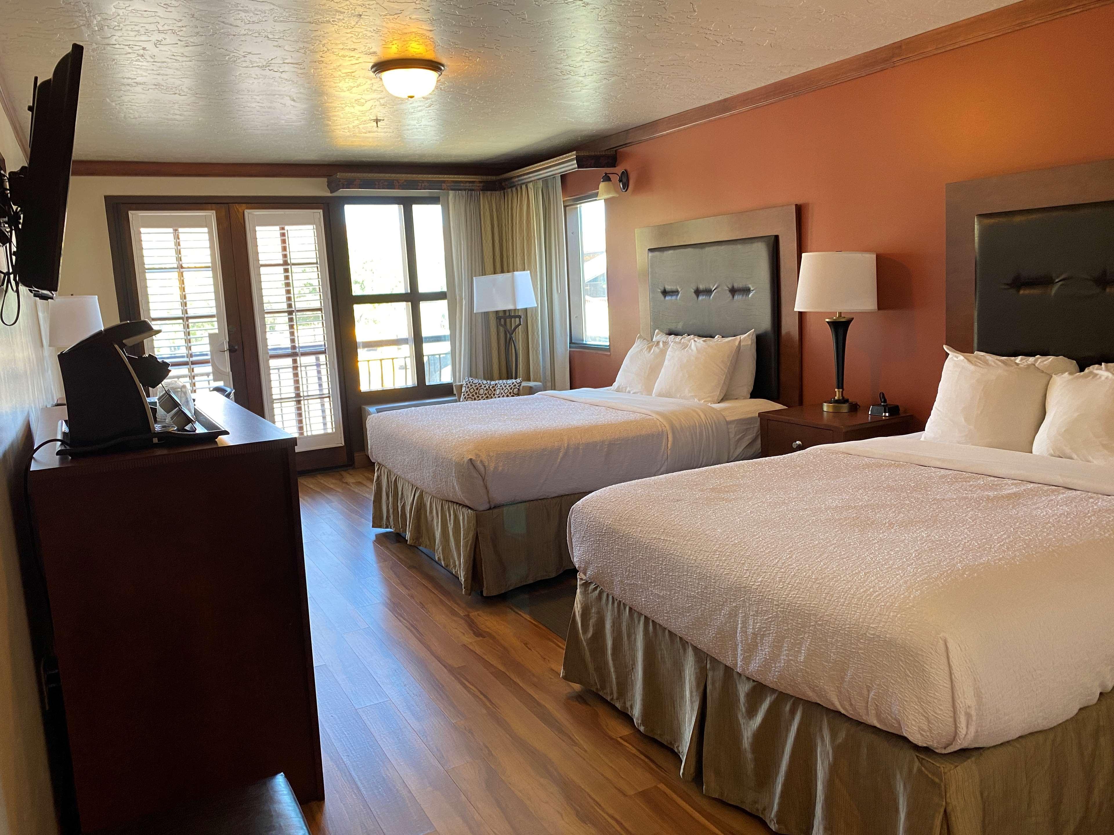 Hotel Western Greenwell 3*