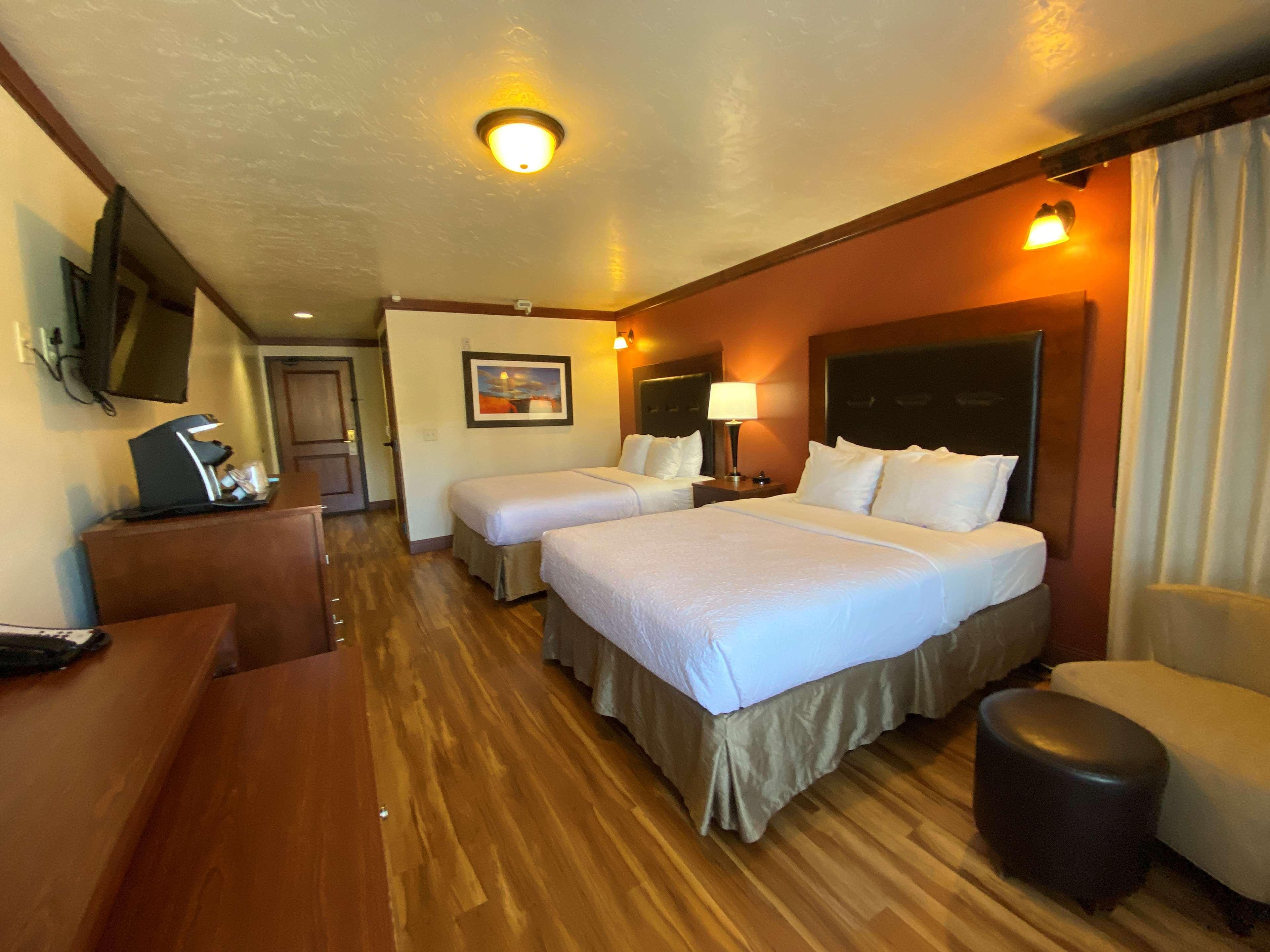 Hotel Western Greenwell 3*