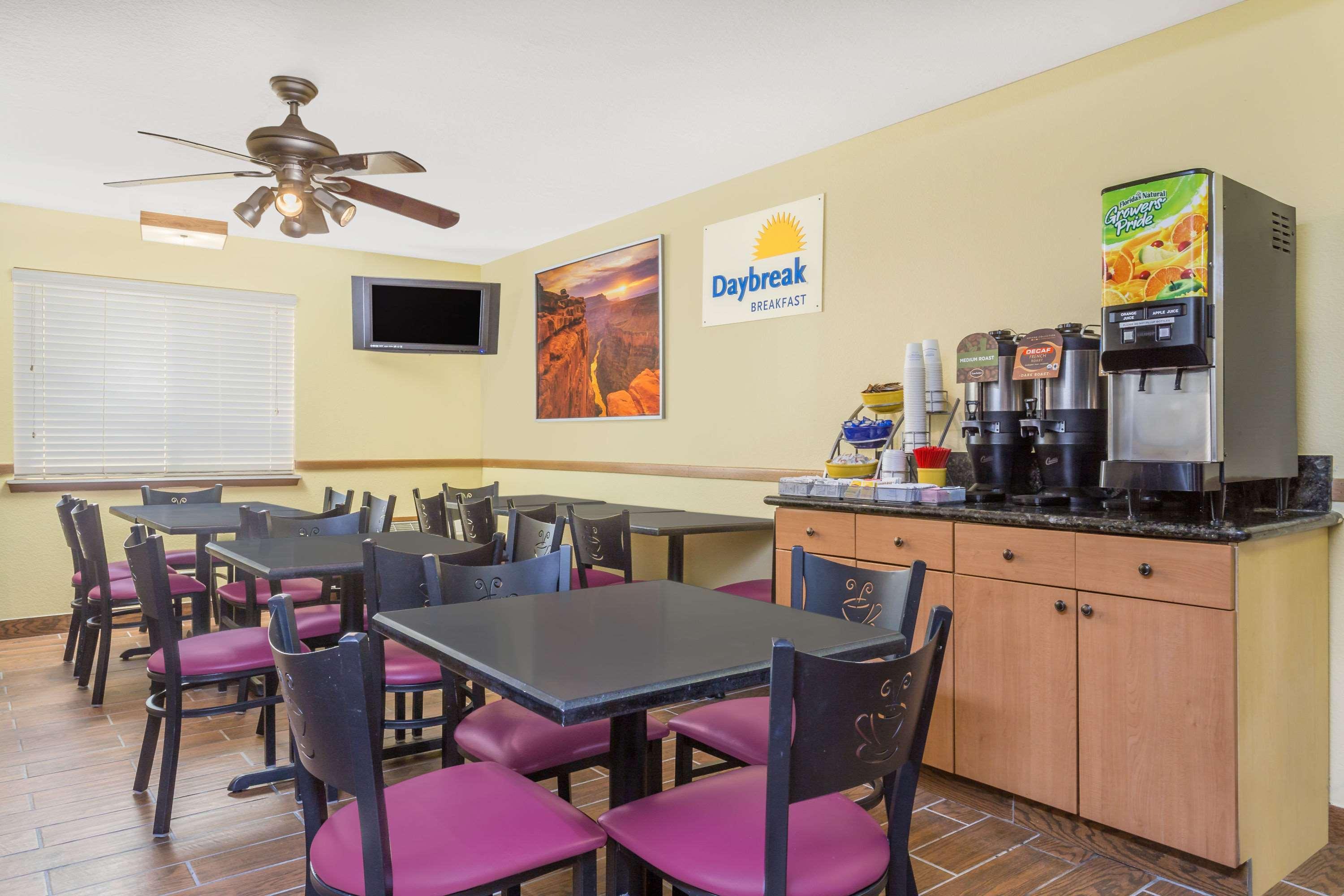 Days By Wyndham Hotel 2*