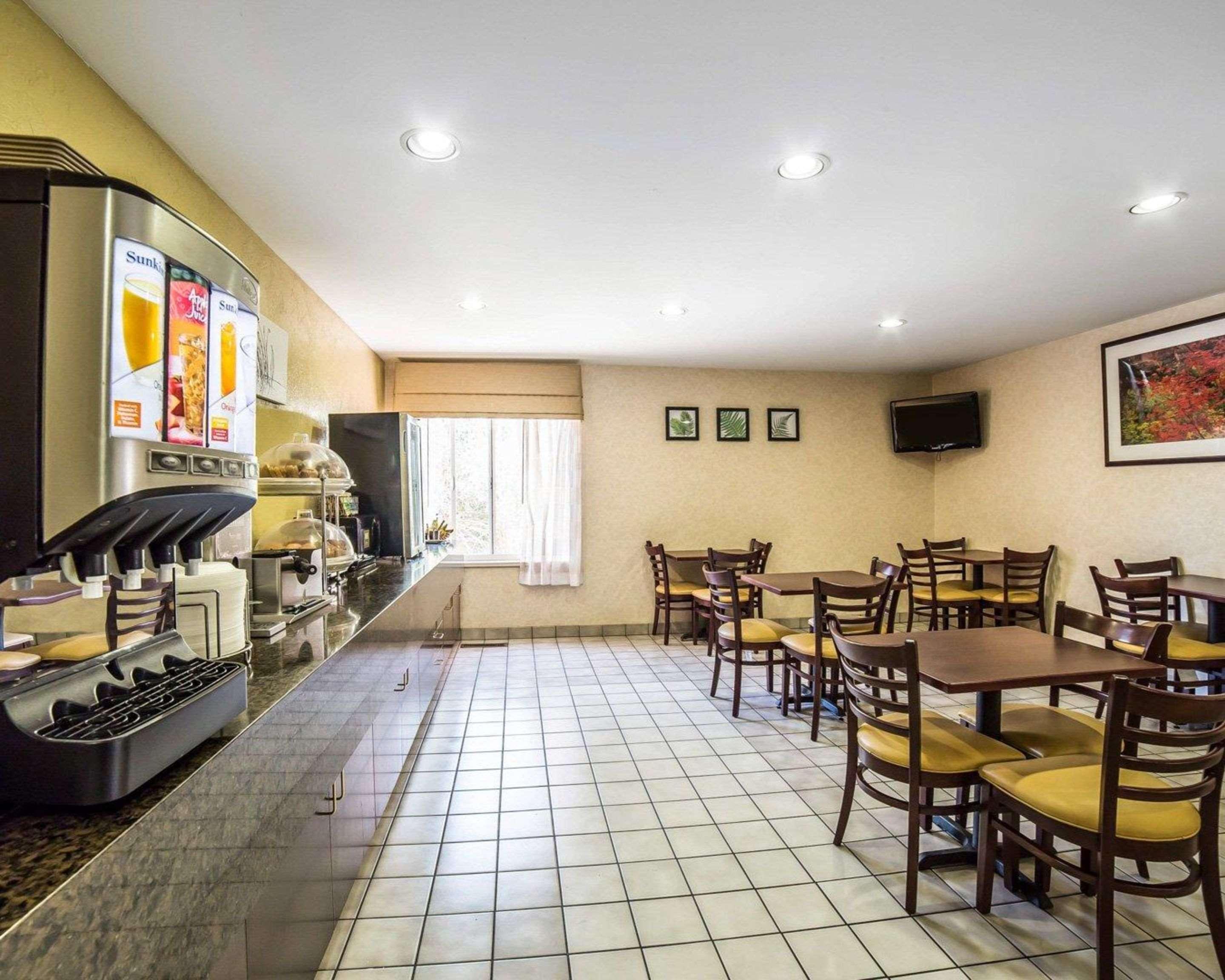 Quality Slickrock Area Inn 2*