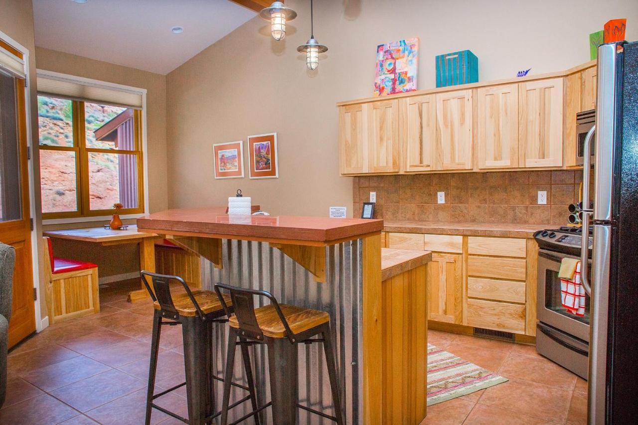 Springs Ranch Hotel