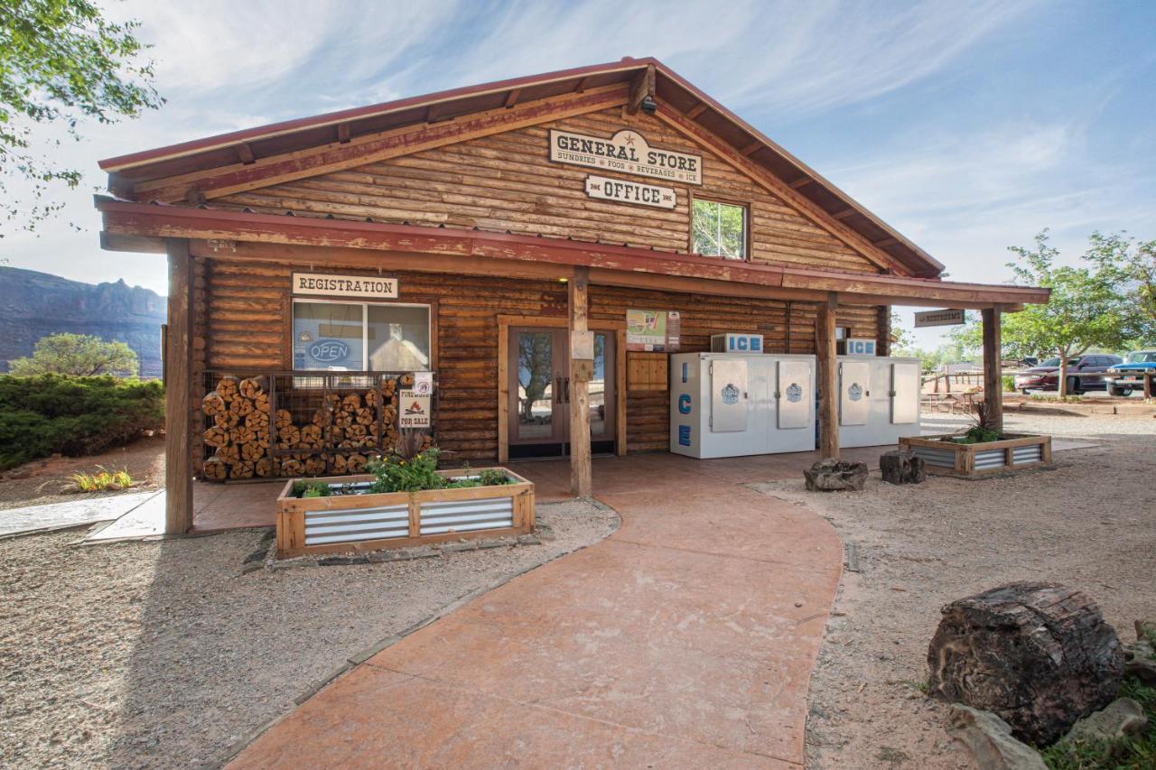 Sun Outdoors Canyonlands Gateway Holiday park