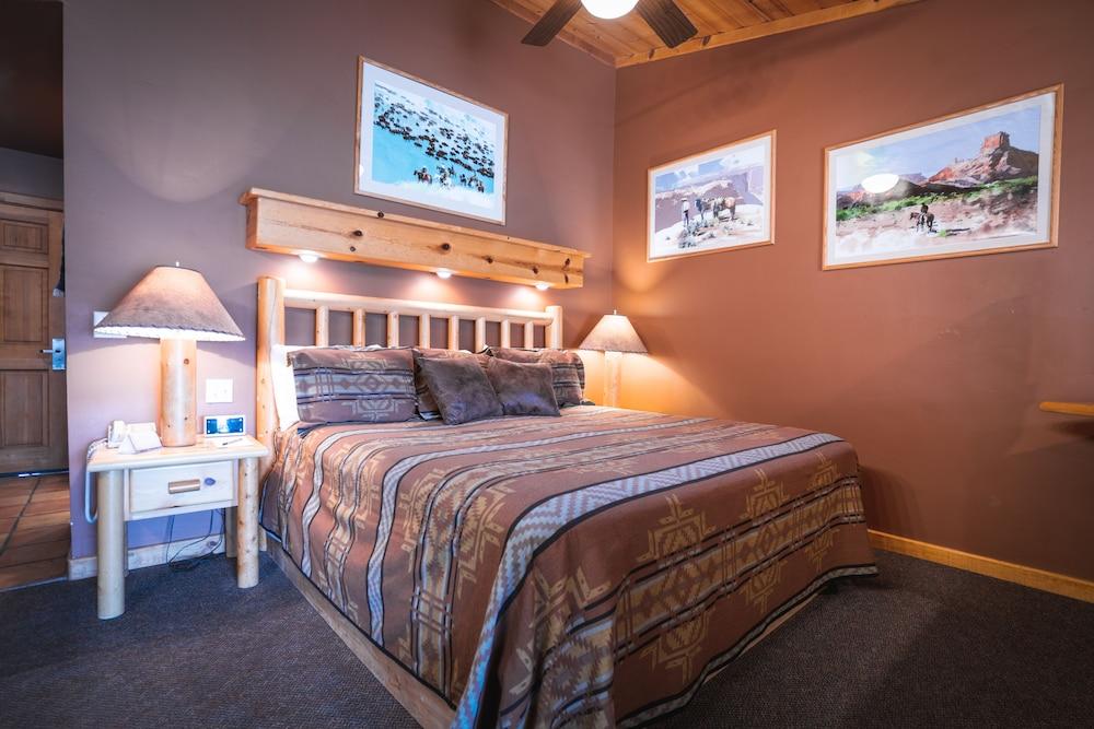 Red Cliffs Lodge