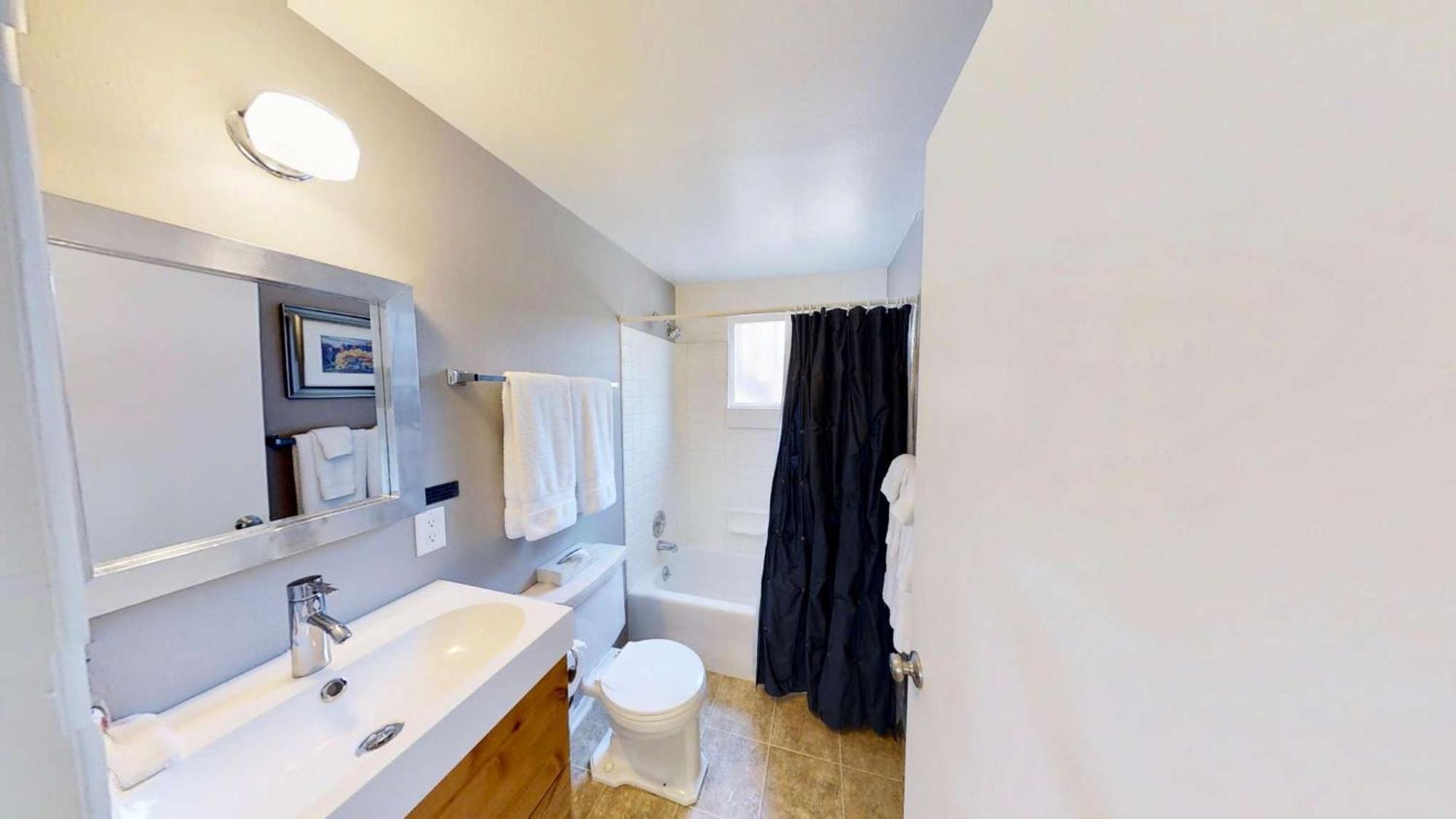 Downtown Cozy Base - Purple Sage 1 Moab