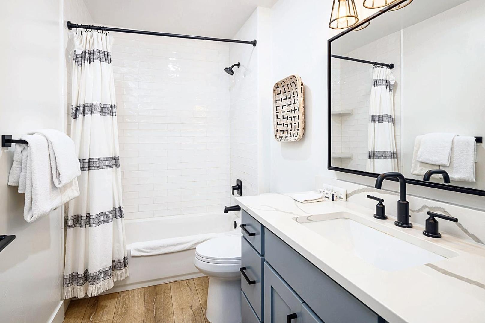 Near Downtown Stylish 2br With Amazing Patio - 5 Holiday home *