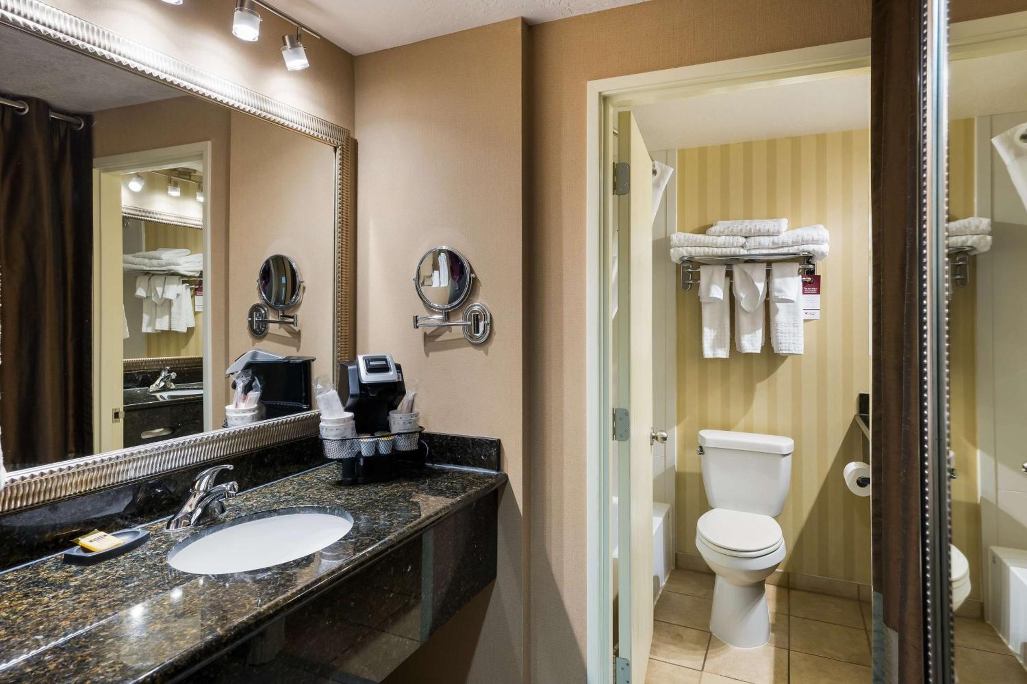 Western Canyonlands Hotel 3*