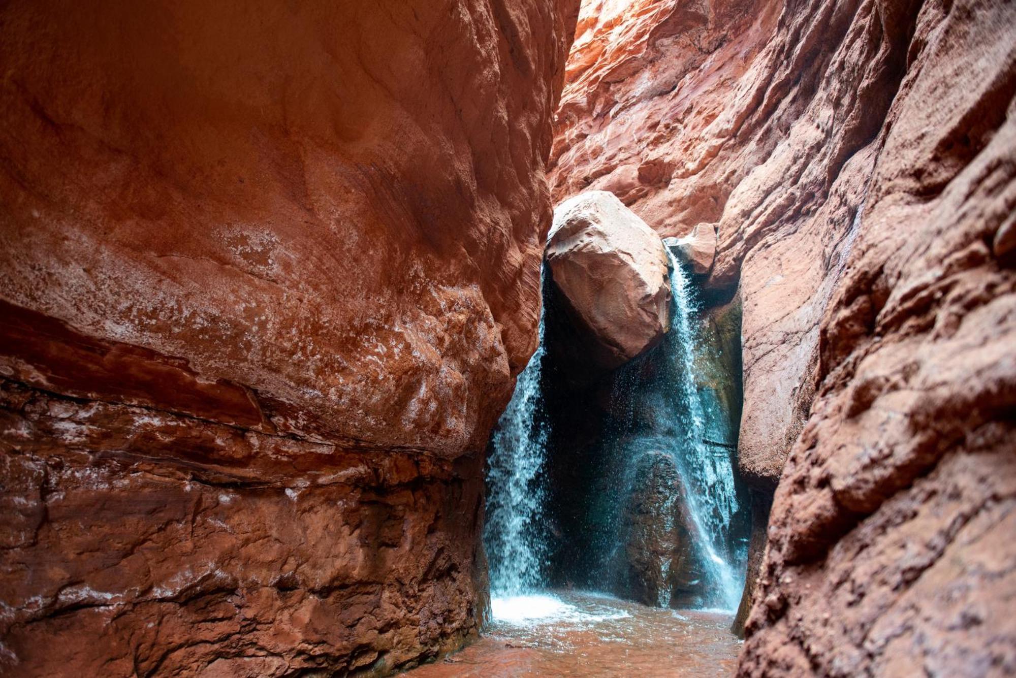 Wolfe's Moab, Adult Only Hotel