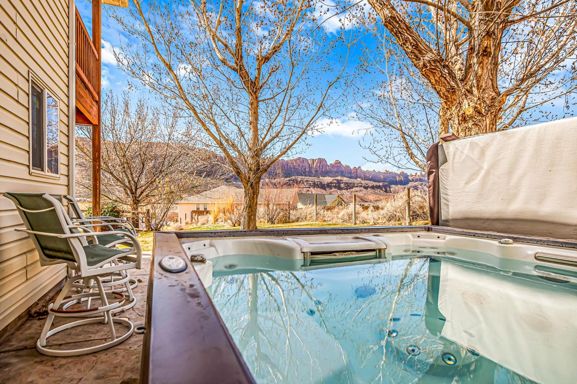 5 Bed 3 Bath Vacation In Arches National Park Moab