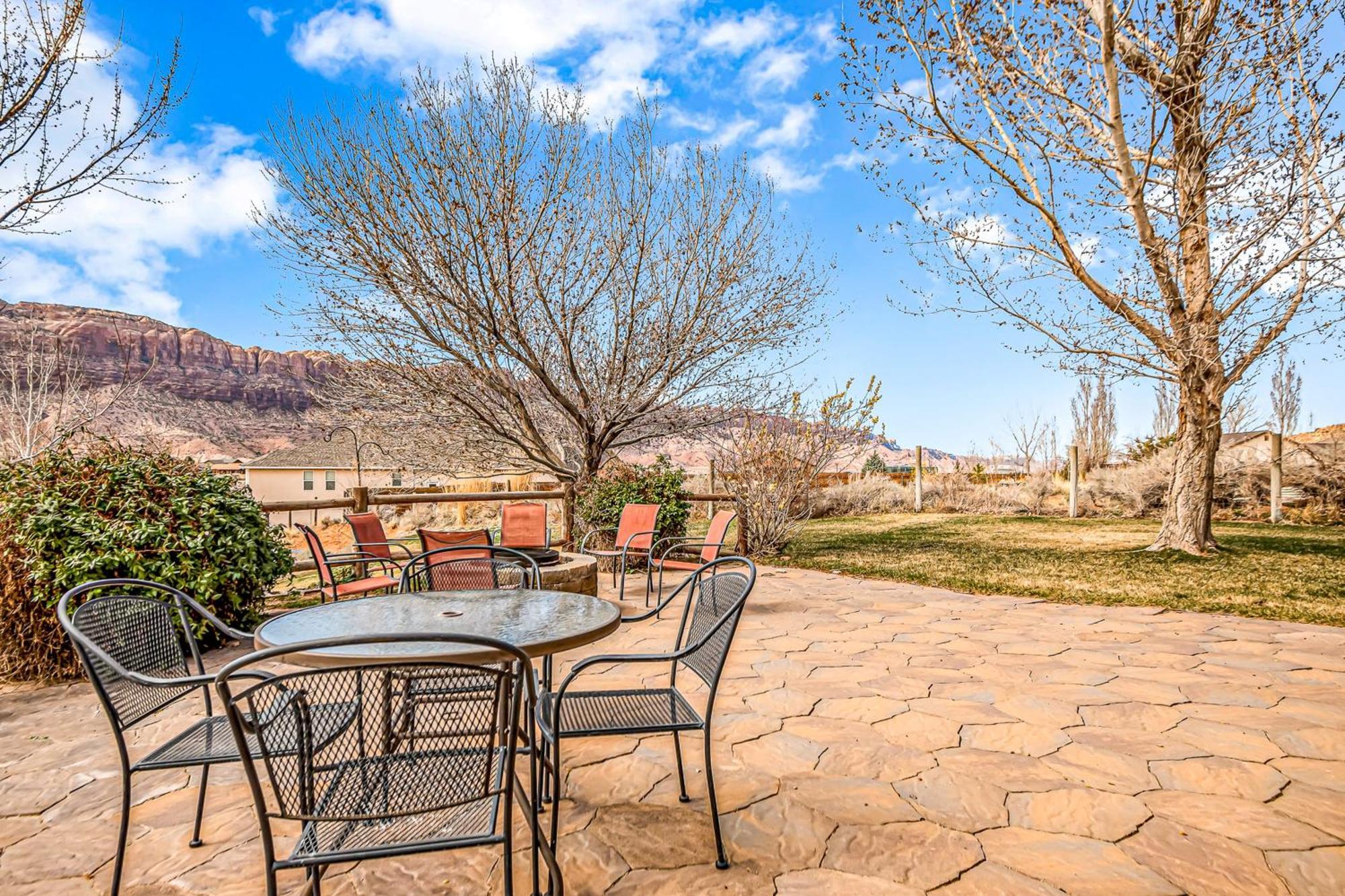 5 Bed 3 Bath Vacation In Arches National Park Holiday home