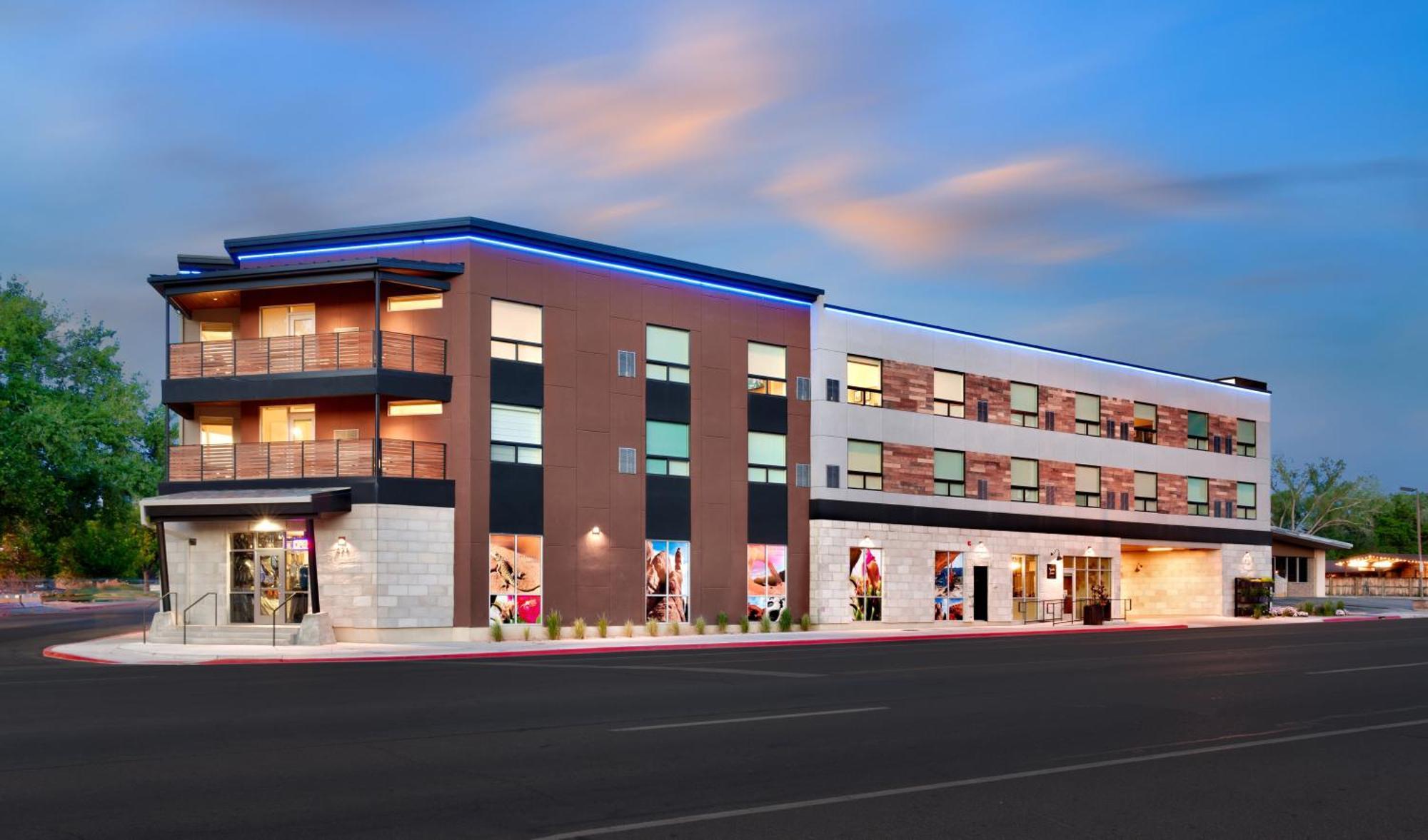 Gravity Haus Hotel