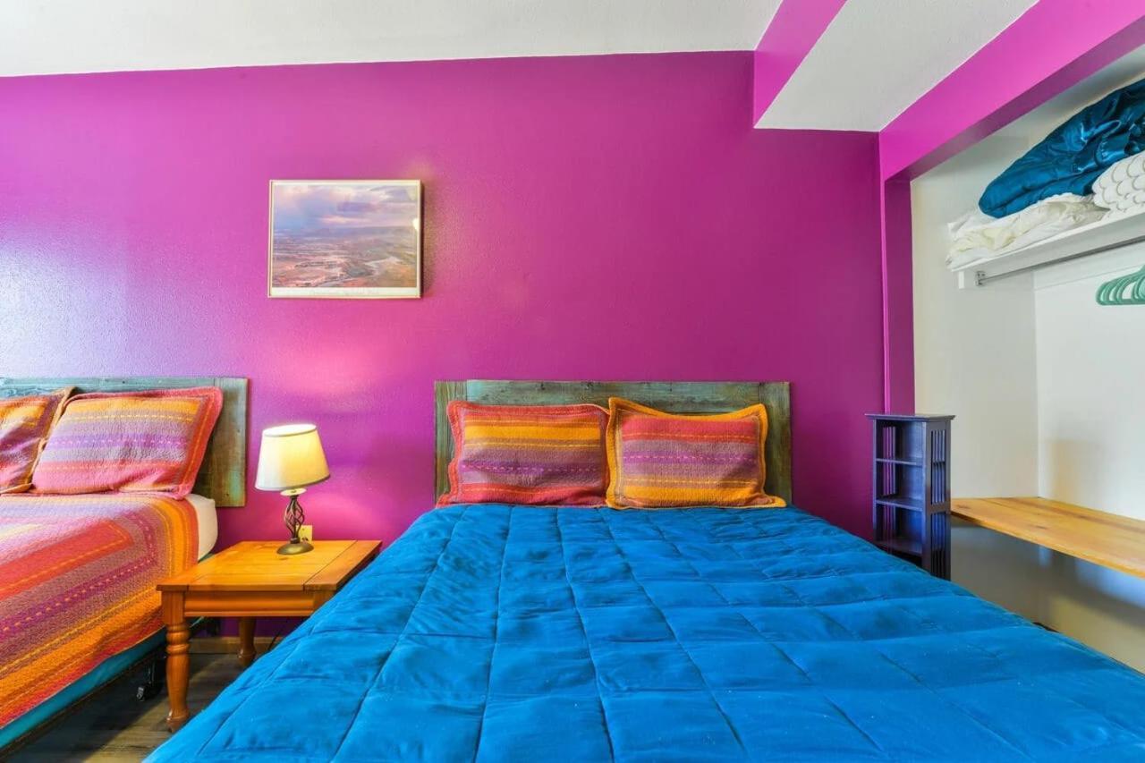 Cozy Adventure Pad Near Downtown - Rose Tree 2