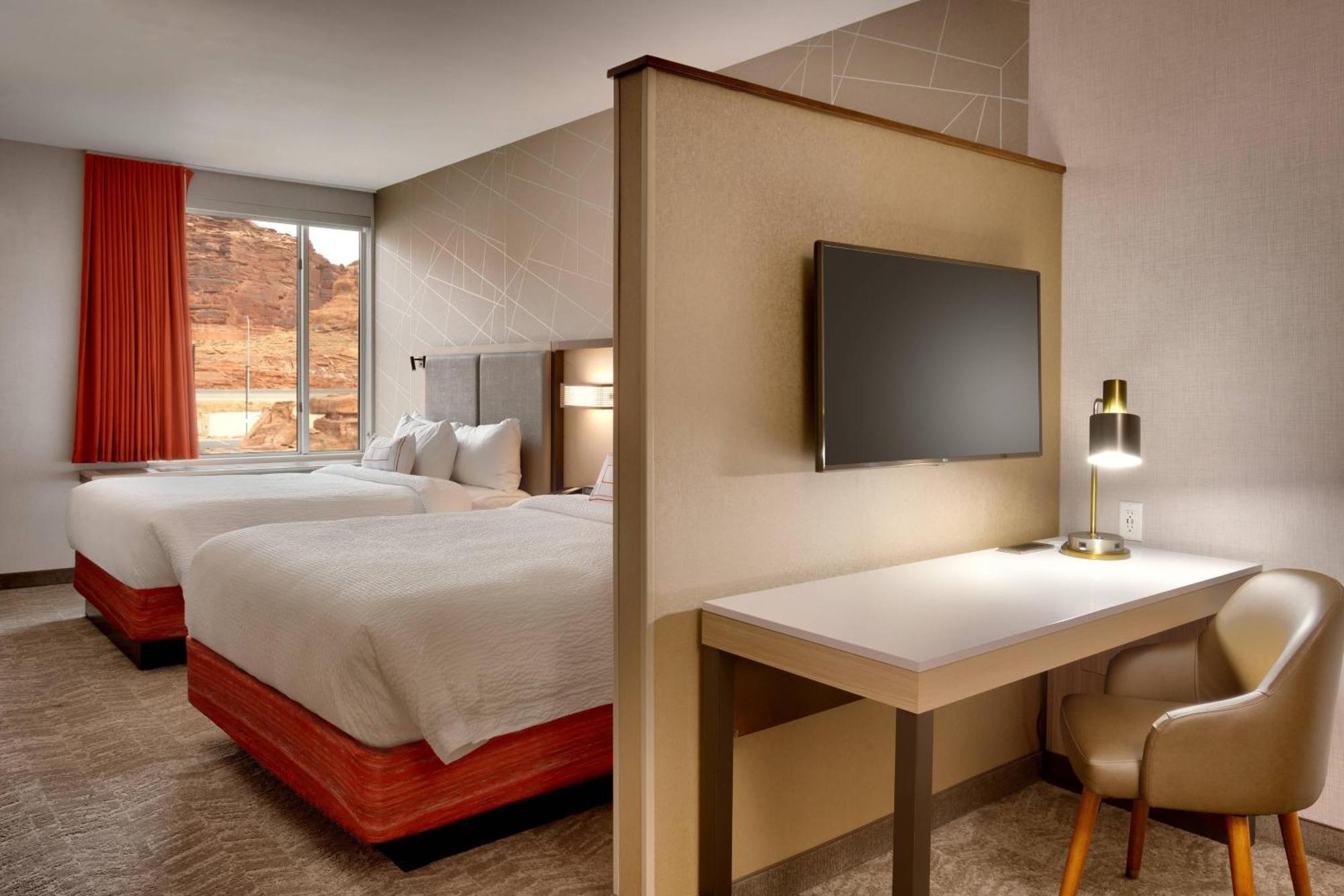 Springhill By Marriott Hotel