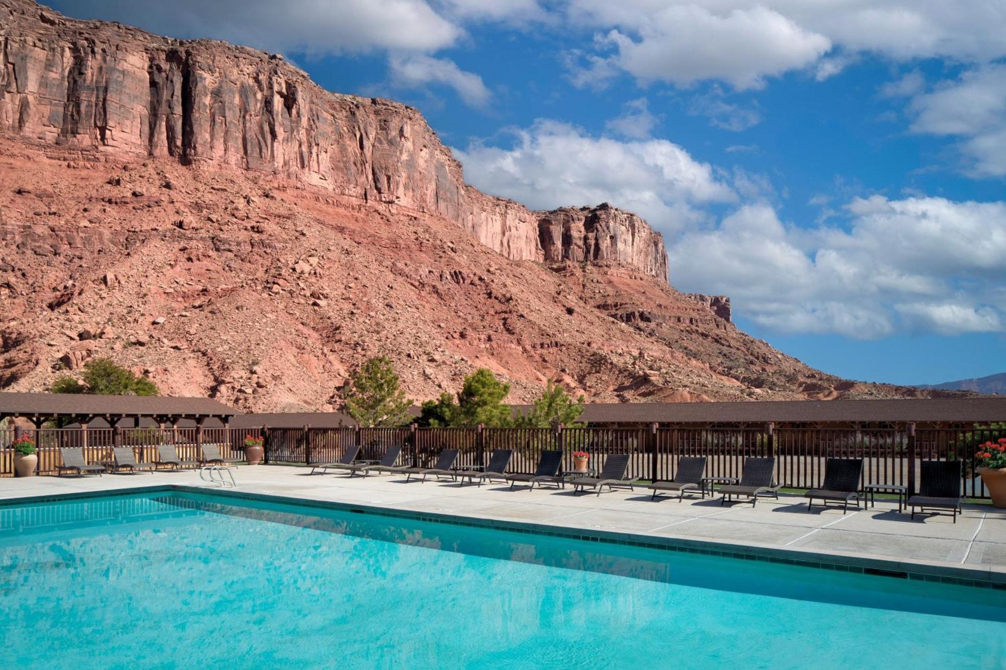 Red Cliffs *