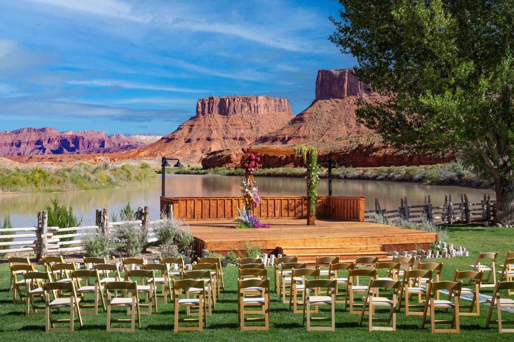 Lodge Red Cliffs