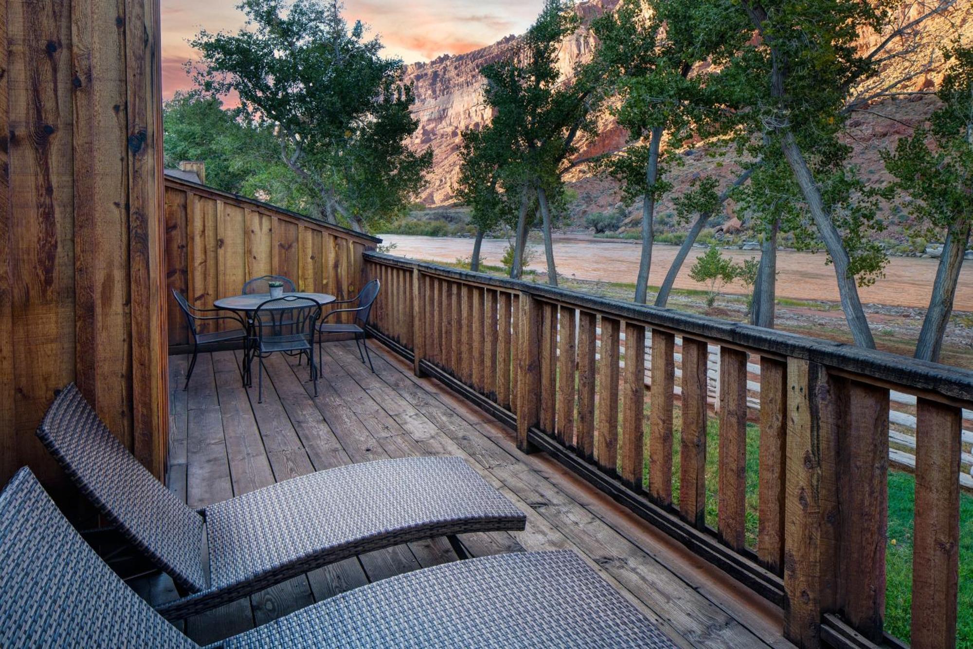 Red Cliffs *