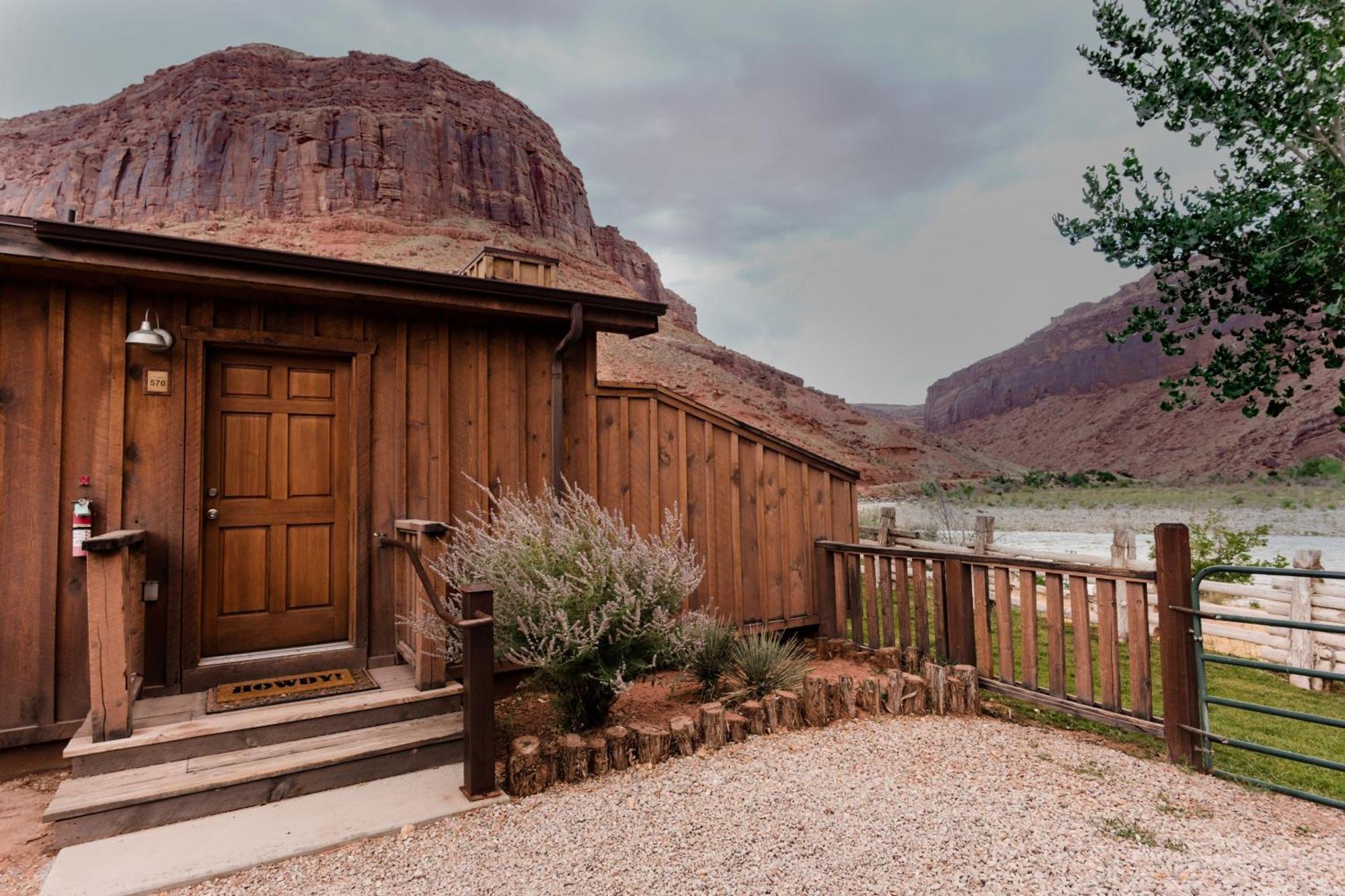 Red Cliffs * Moab