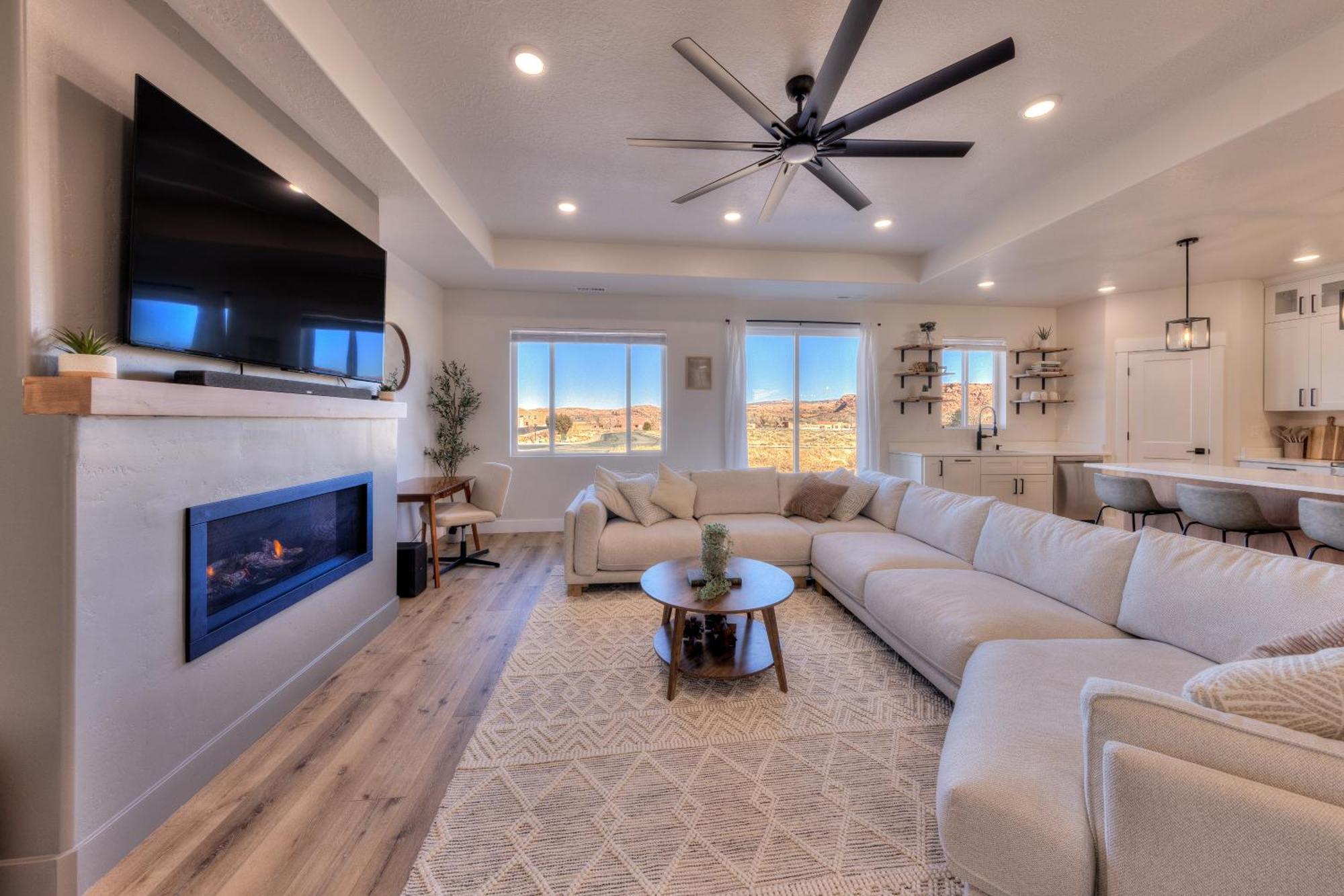 New & Modern Escape * Moab