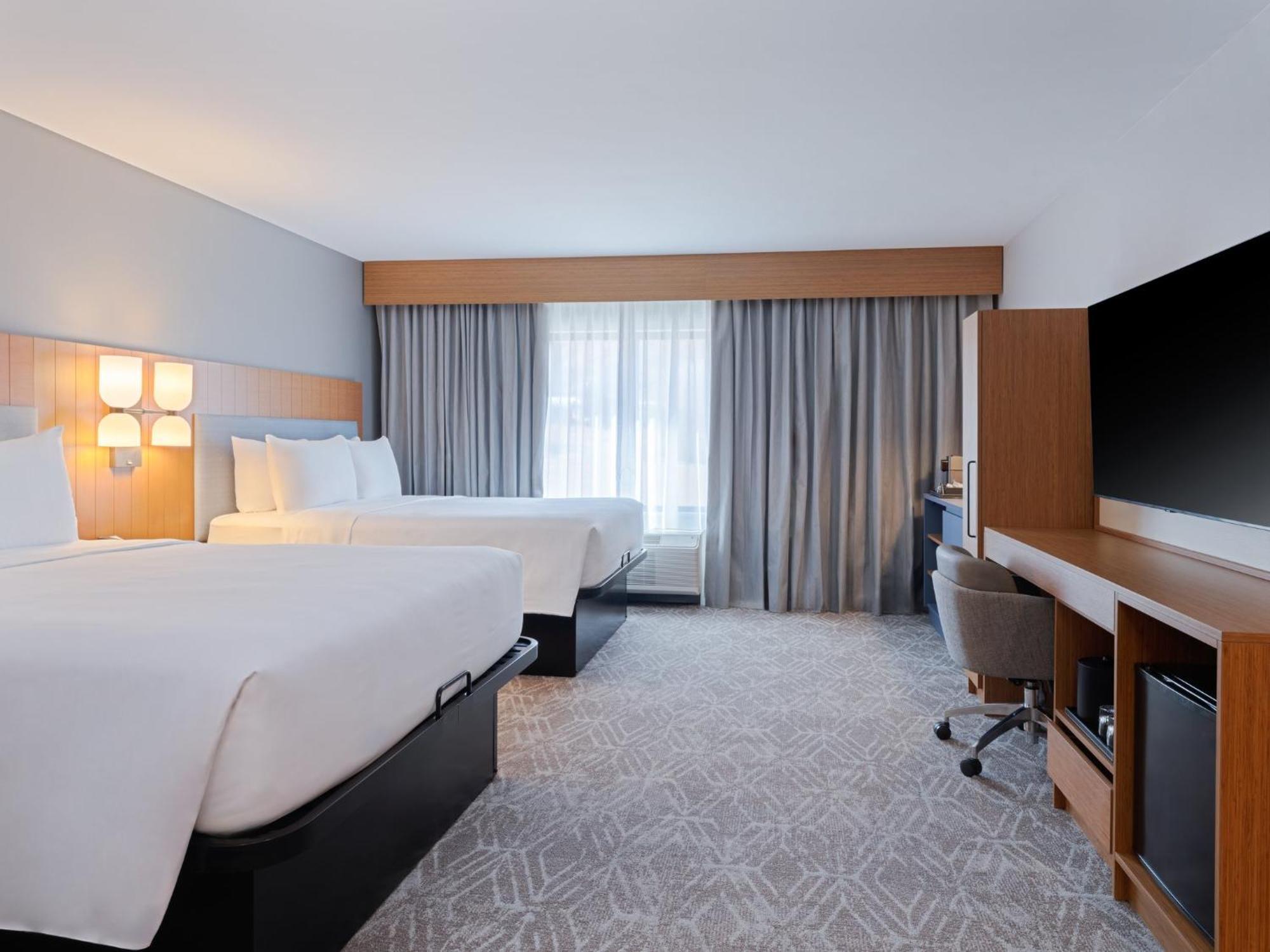 Hotel Voco By Ihg 4*