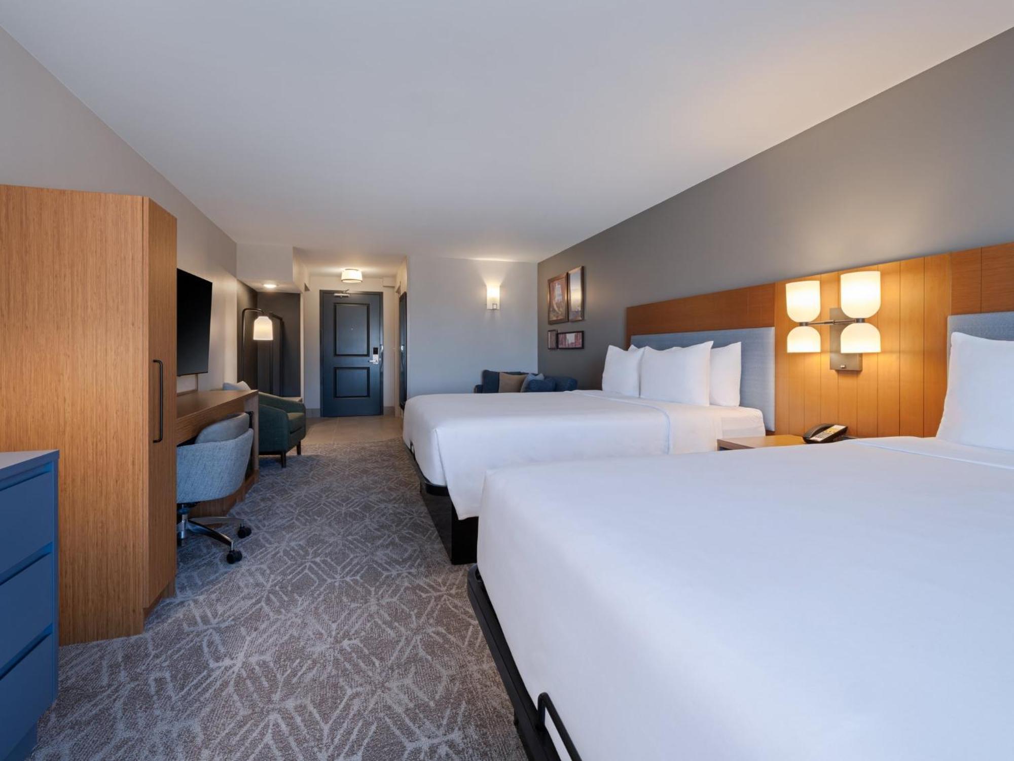 Hotel Voco By Ihg 4*