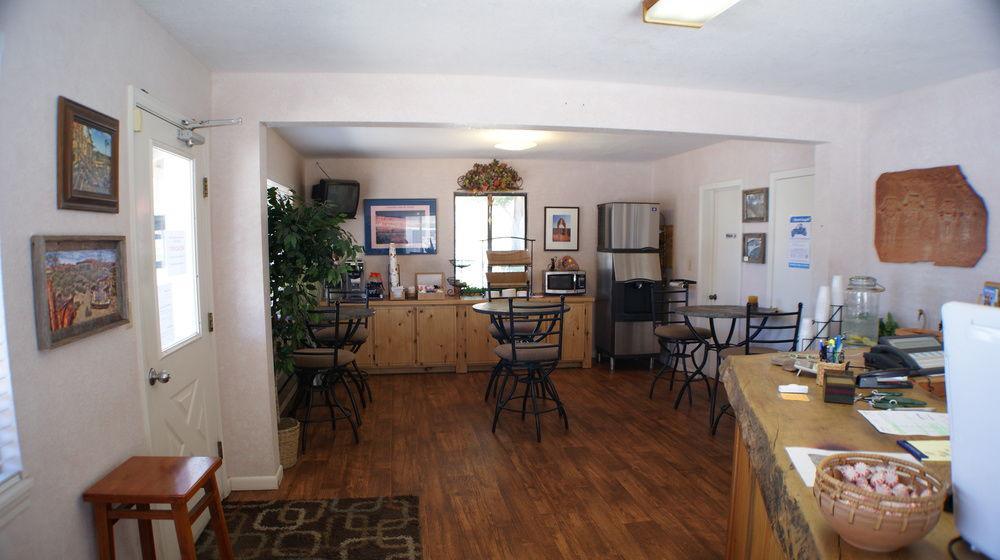 Adventure Inn Moab Motel