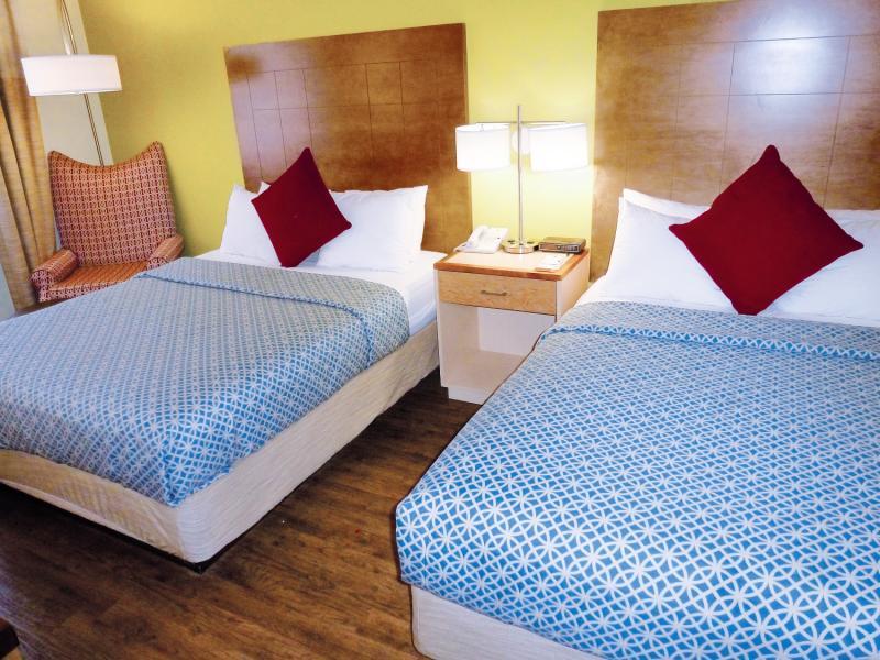 Super 8 By Wyndham Motel 2*