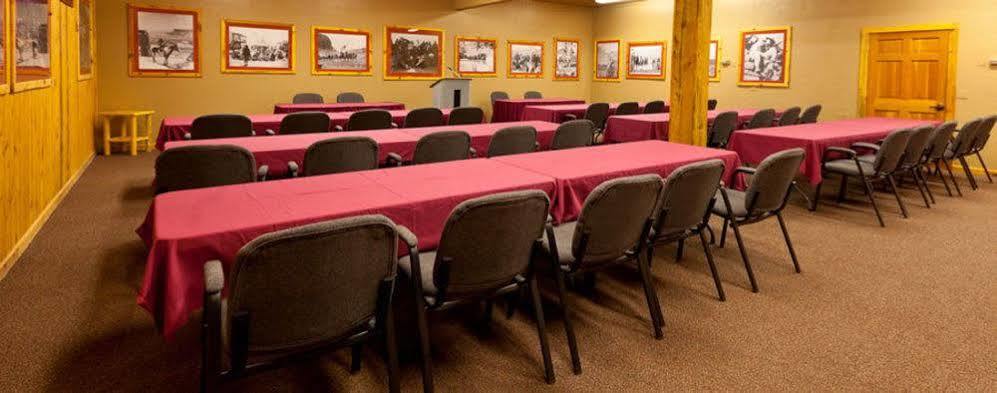 Red Cliffs Lodge