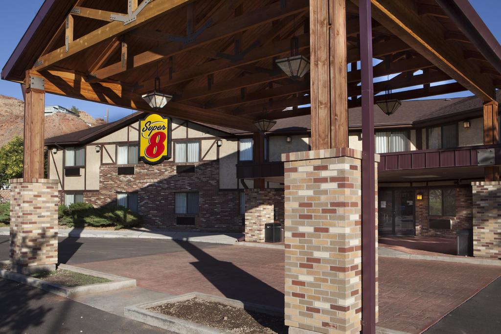 Motel Super 8 By Wyndham