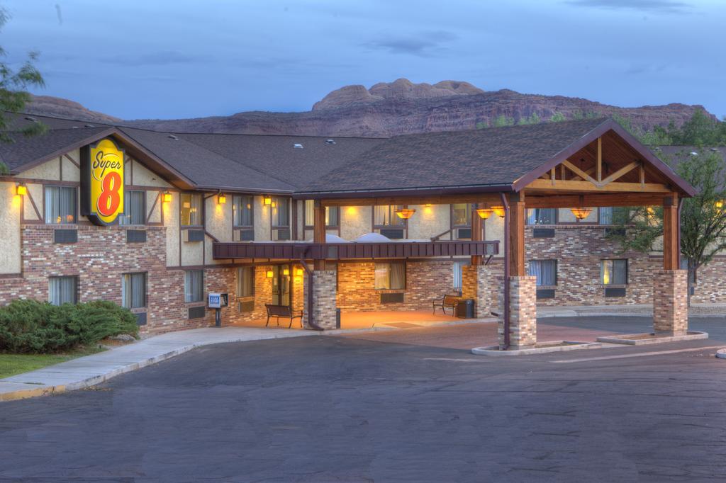 Super 8 By Wyndham 2*