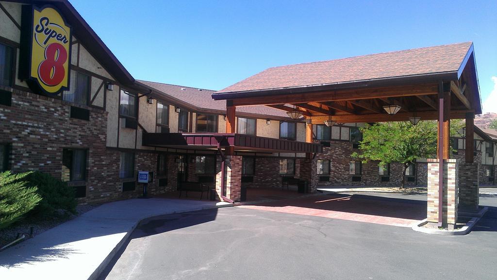 Motel Super 8 By Wyndham 2*