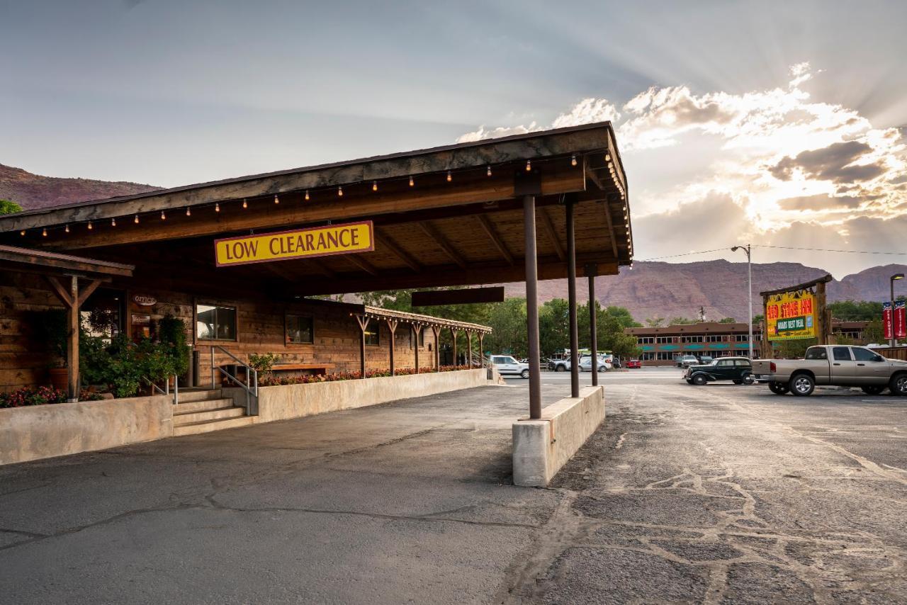 Inn Red Stone