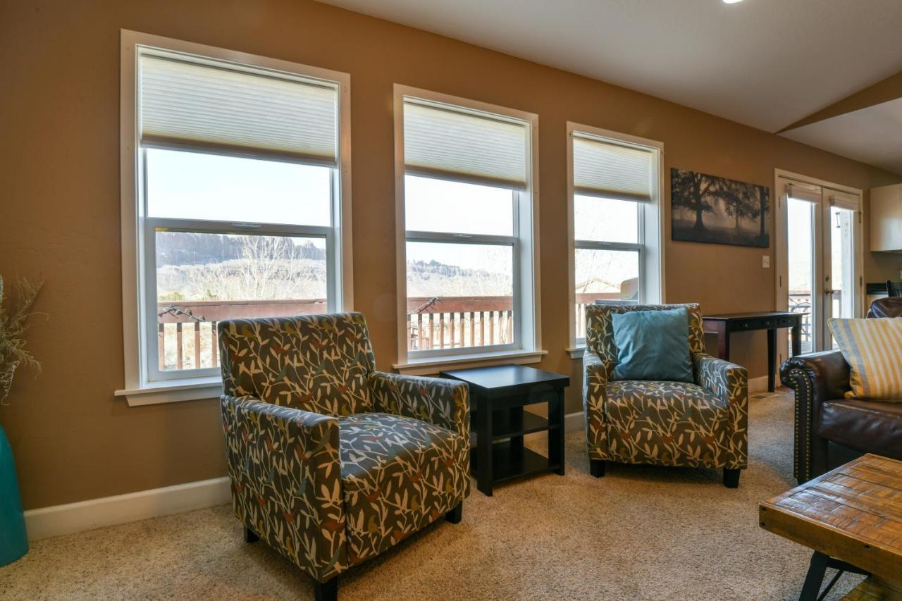 Holiday home Dv - Six Bedroom With Private Hot Tub. Sleeps 22! Moab