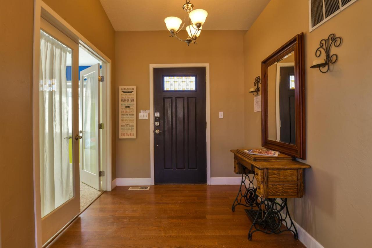 Dv - Six Bedroom With Private Hot Tub. Sleeps 22!