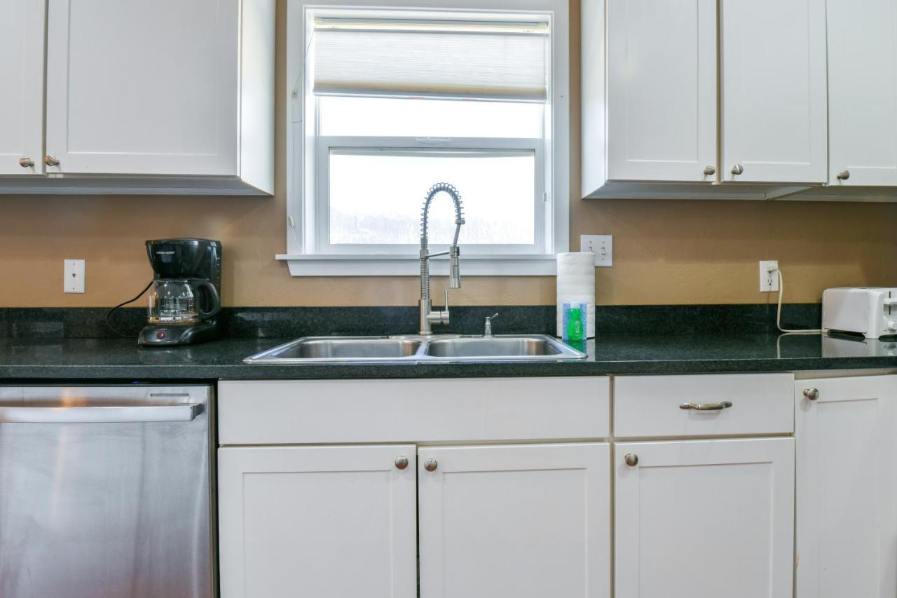 Dv - Six Bedroom With Private Hot Tub. Sleeps 22! Holiday home Moab