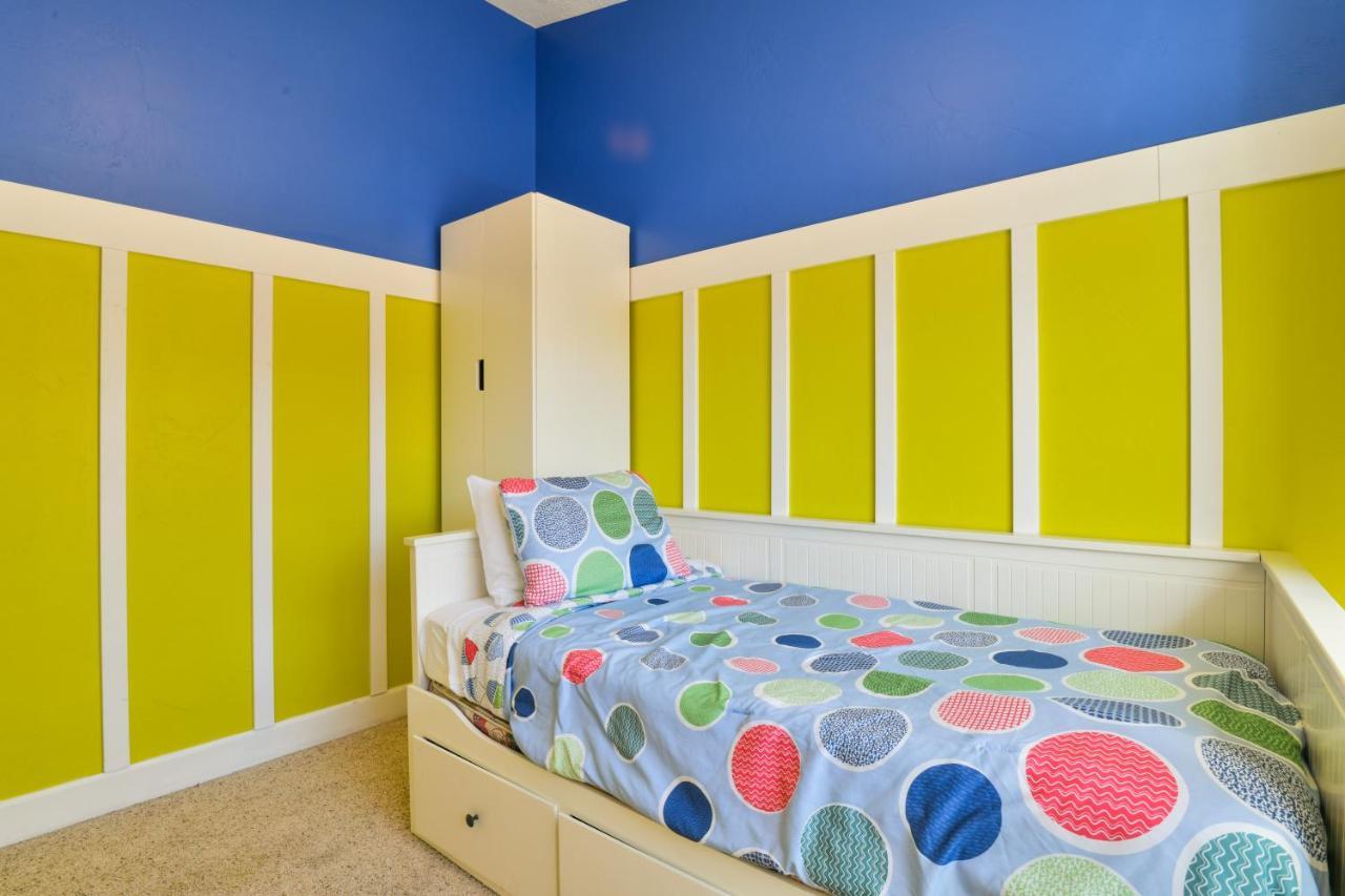Dv - Six Bedroom With Private Hot Tub. Sleeps 22! Holiday home Moab